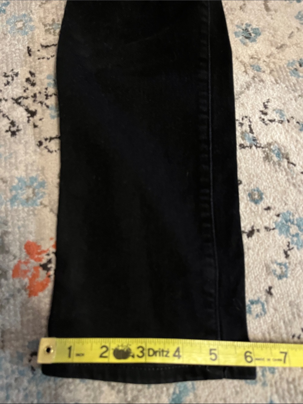 Universal Thread Black High-Rise Slim Straight Denim Pants - Picture 8 of 13